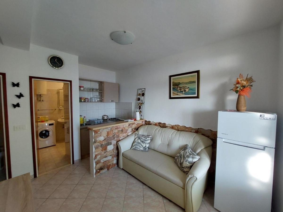 Apartments With A Parking Space Plat, Dubrovnik - 4776 米利尼 外观 照片